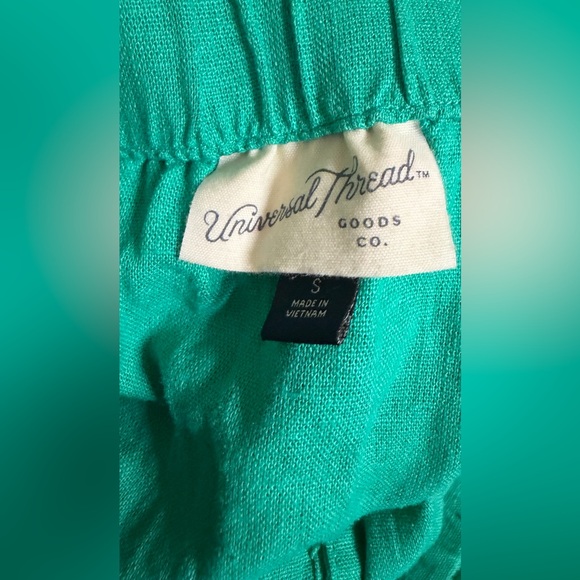 Linen blend Kelly Green Midi Skirt set has matching crop top by universal thread - Picture 7 of 9